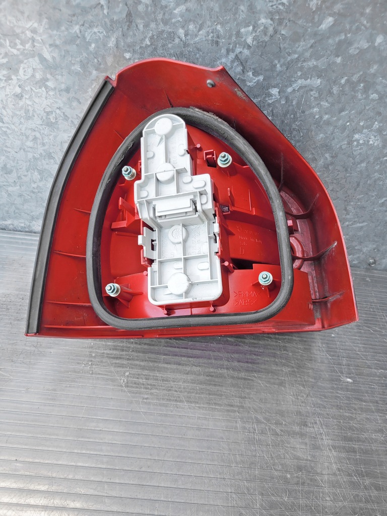 фото №10, Лампа задняя левая / правая audi a3 8l 1999-2003