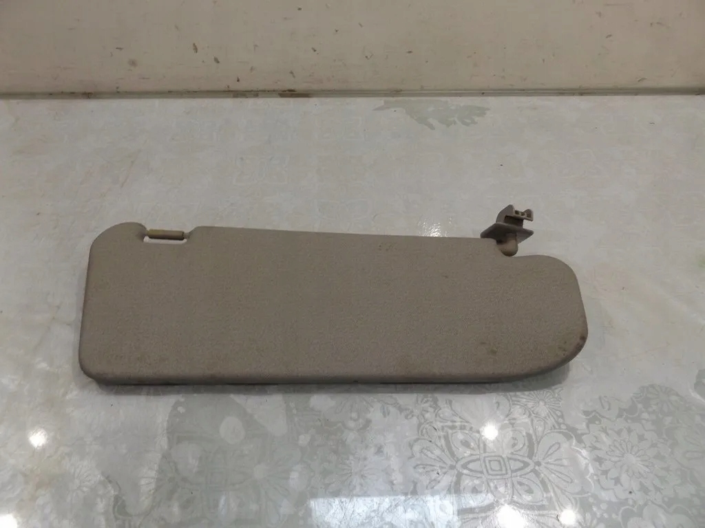 фото №1, Aveo t250 козырёк правый