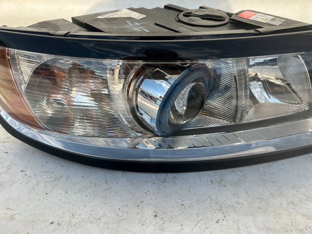 фото №12, Лампа volvo v50 s40 ксенон lift 07-12 права перед