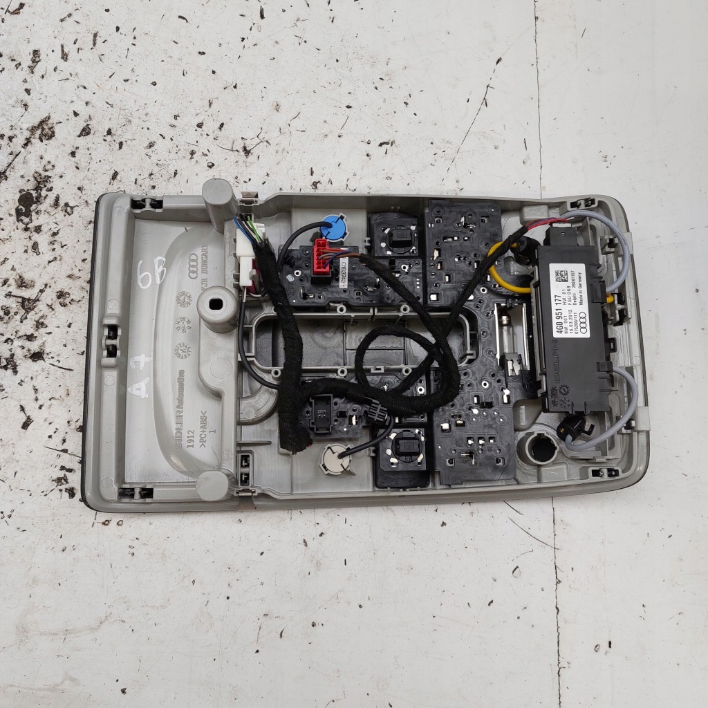 фото №9, Audi a7 лампа кабины потолочный + датчик движения 4g0947135 4g0951177