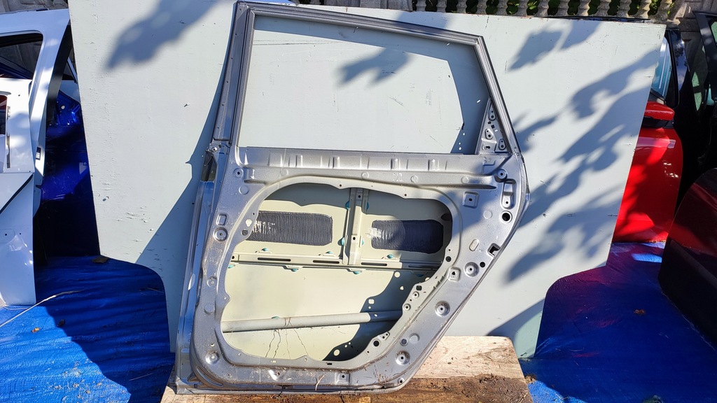 фото №5, Дверь правый задняя kia carens iv