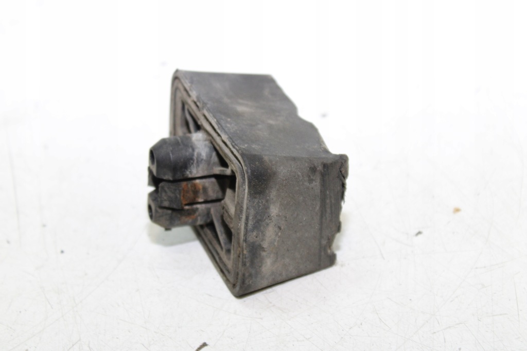 Mini cooper r52 r50 гумовий елемент w поріг важіль перемикання передач  подушка 7039760 Ціна