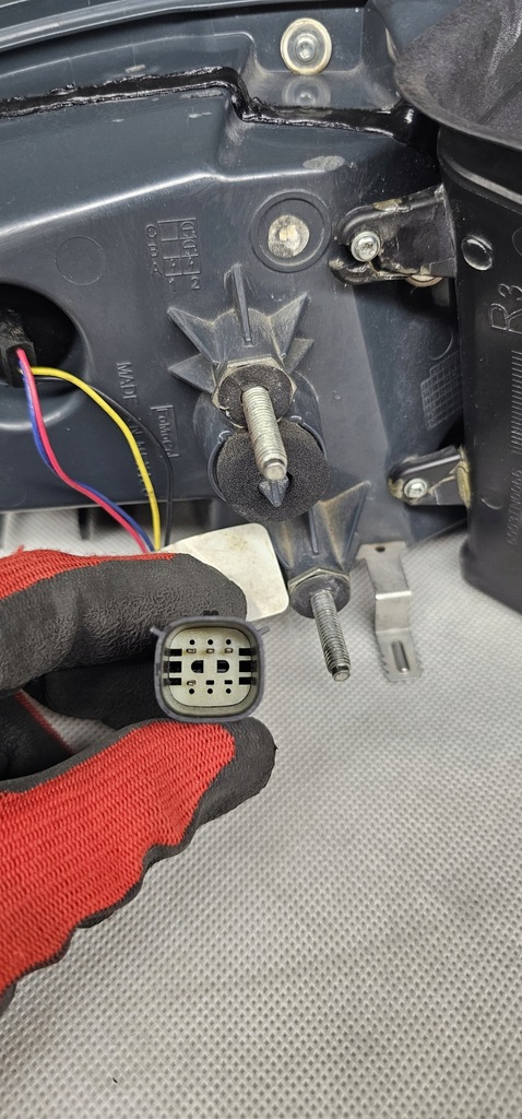 фото №7, Лампа задняя ford fusion правая hs73-13404-a оригинальный номер