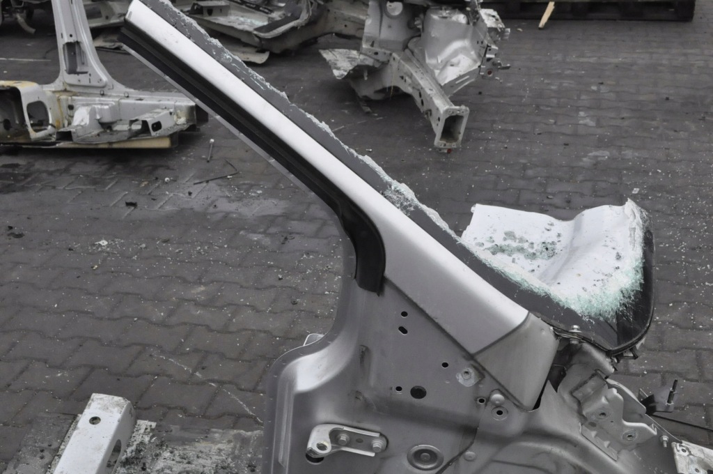 фото №4, Ford transit courier четверть лонжерон правая перед