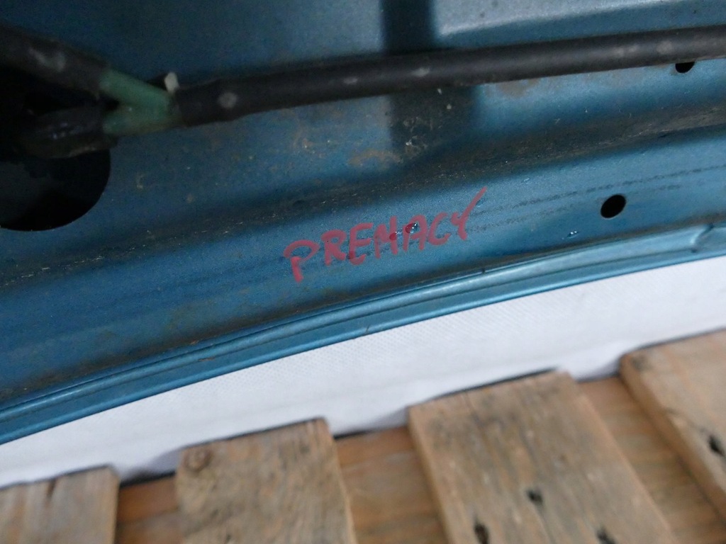 фото №14, Mazda premacy sport i капот кришка двигуна 20q