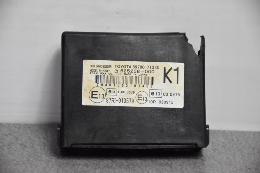 Купити Модуль імобілайзер toyota hilux vii 8978071030