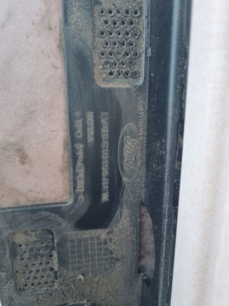 фото №7, Ford оригинальный номер lv4b-s10154-bew молдинг порог p