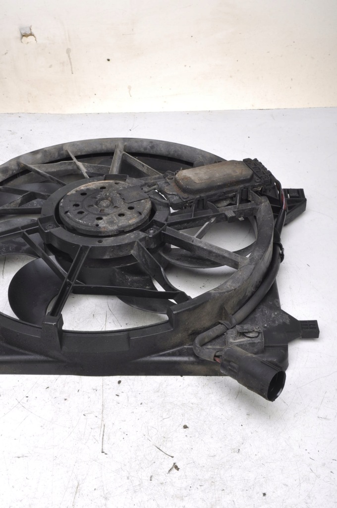 Ford focus mk2 1.6 tdci вентилятор радіатора 3m5h-8c607-rh Зі Шроту