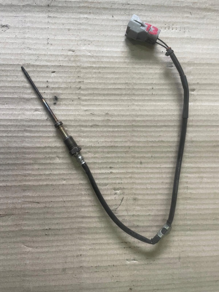 фото №14, Toyota hilux 2.4 2gd ftv 2016 оборудование двигателя натяжитель труба колесо