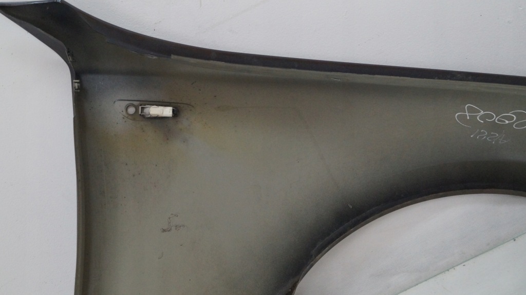 Крыло  передний левое  bmw seria 1 e87 рестайлинг  a22 2008 Недорого