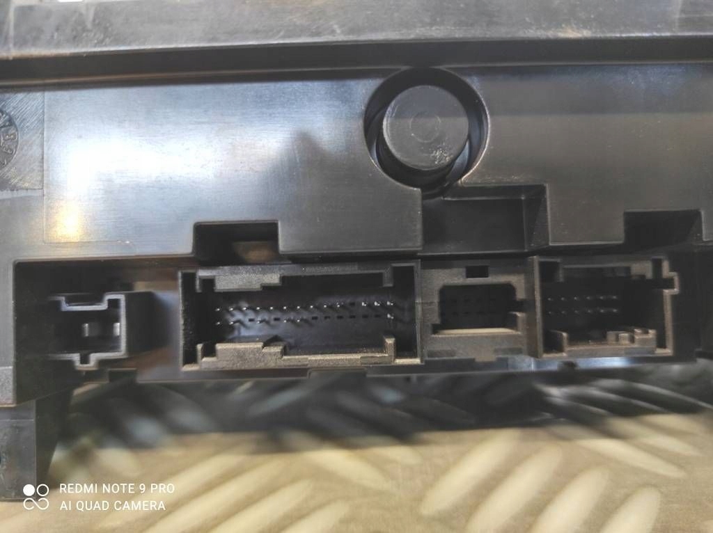 Панель кондиціонера mercedes-benz sprinter w906 a9069063000 Недорого