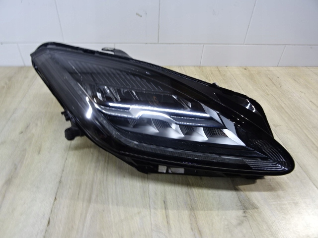 фото №16, Jaguar e pace лампа права full led x540