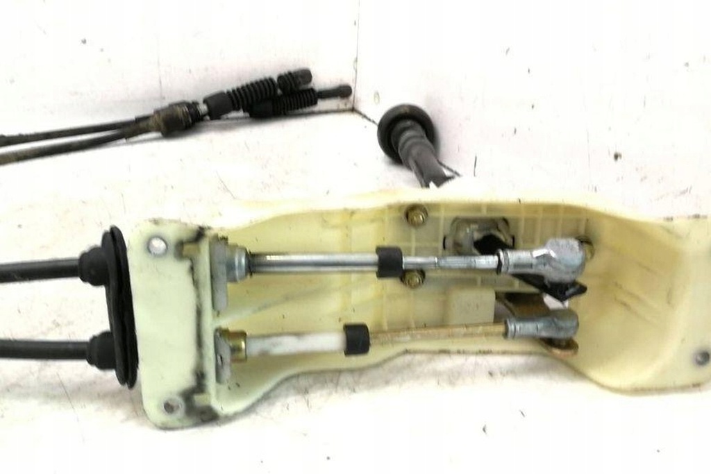 фото №9, Механизм переключения передач alfa romeo gt 937_ 55347550 1.9l дизель 110kw