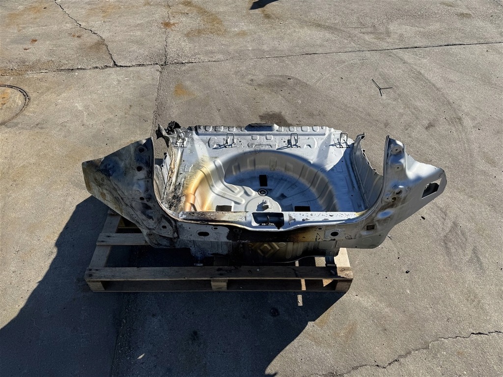 фото №1, Pas задний задняя поддон задняя кузов dacia spring 21-