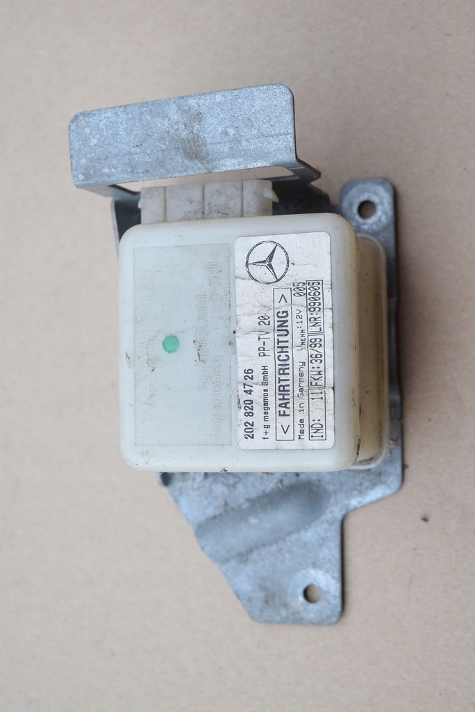 фото №1, Mercedes w208 модуль блок керування сигналізація 2028204726