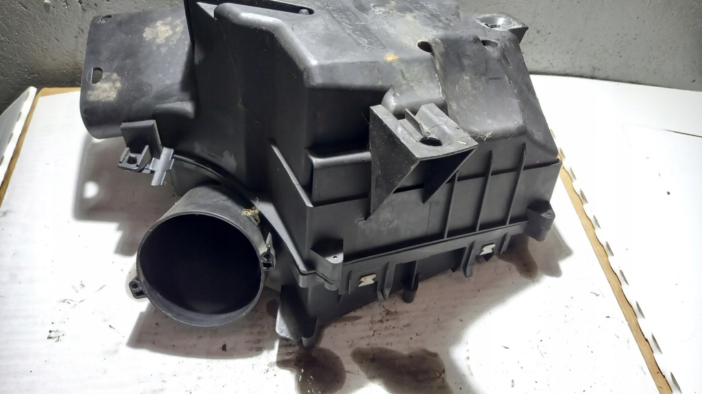 фото №5, Volvo s60 2.4 d5 корпус фільтра повітря 30636830