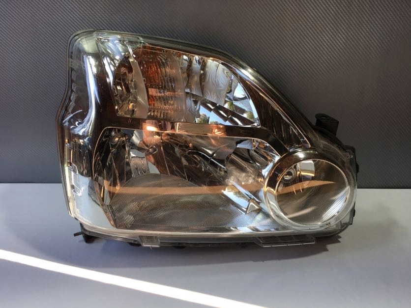 фото №1, Nissan xtrail права лампа перед 2007-