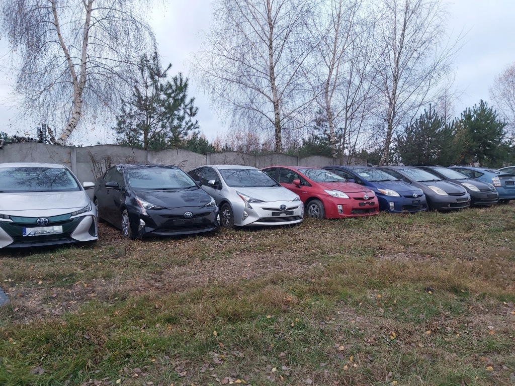 Toyota prius iv plug in prime phv панель передня радіатор вентилятор Київ