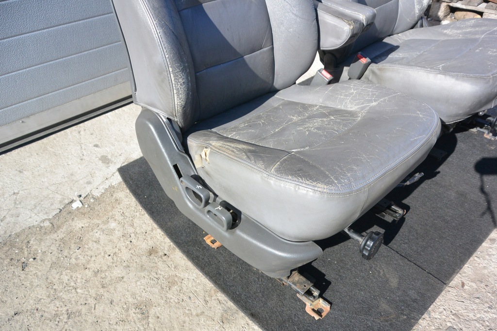 фото №10, Сиденье правый левый кожа пневматический подлокотник mitsubishi pajero ii kpl