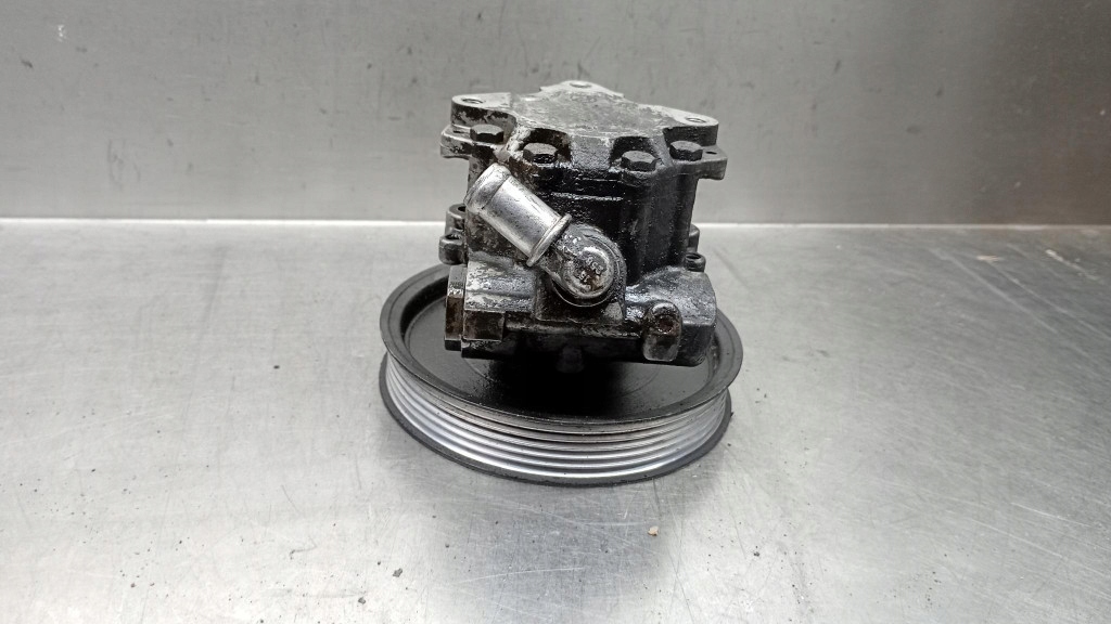 Насос підсилювача bmw e46 318i 1.9b sedan 98r 1094964 в Україні