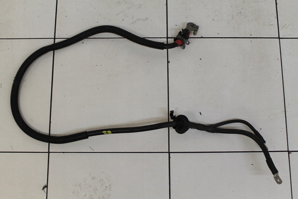 фото №1, Audi r8 420 4.2 fsi 06- 420971225a кабель плюсовий