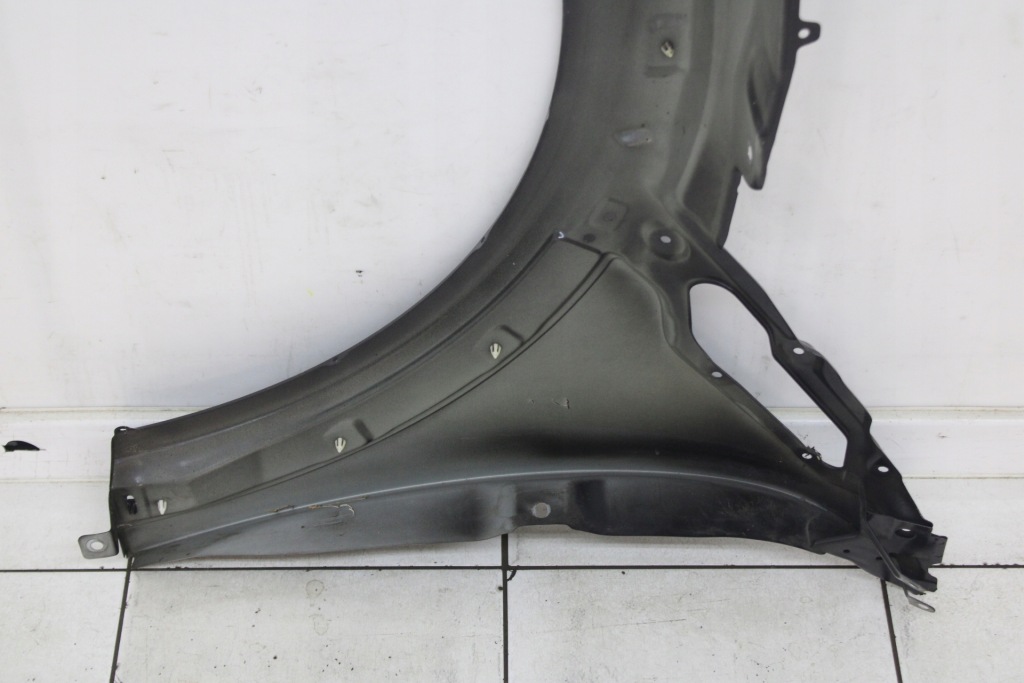 Крыло  правый  перед передний mini paceman r61 2012r- b11 - код лакокрасочного покрытия в Украине