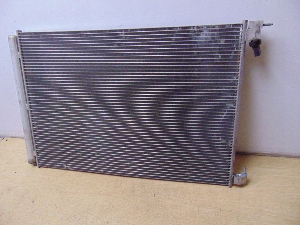 фото №13, Радиатор кондиционера mercedes a0995001354