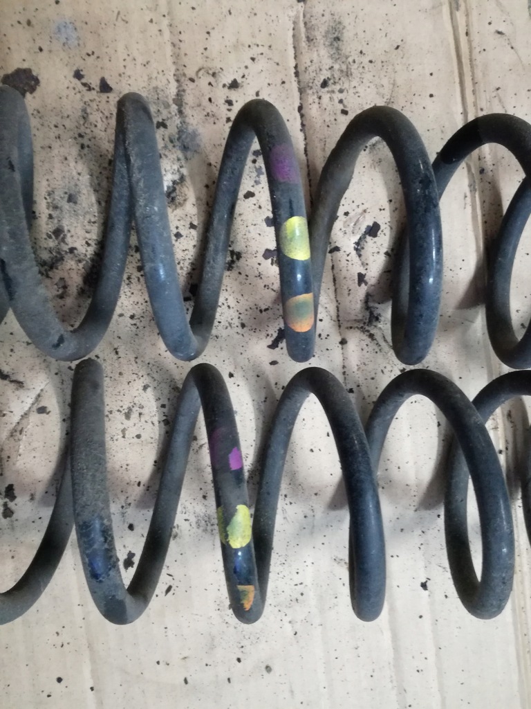 фото №2, Volvo v40 ii 2012 - 2019 rok пружина задняя комплект