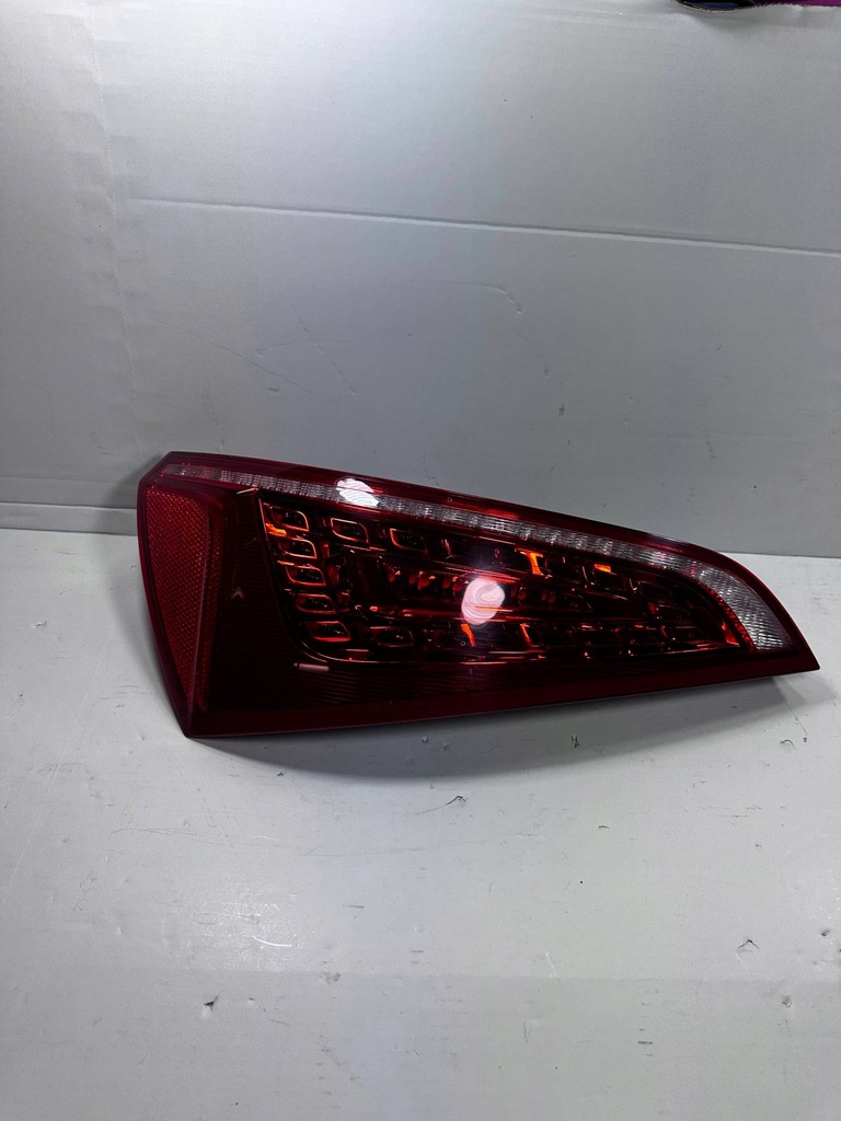 фото №1, Q5 8r лампа ліва задня задня led 8r0945093a