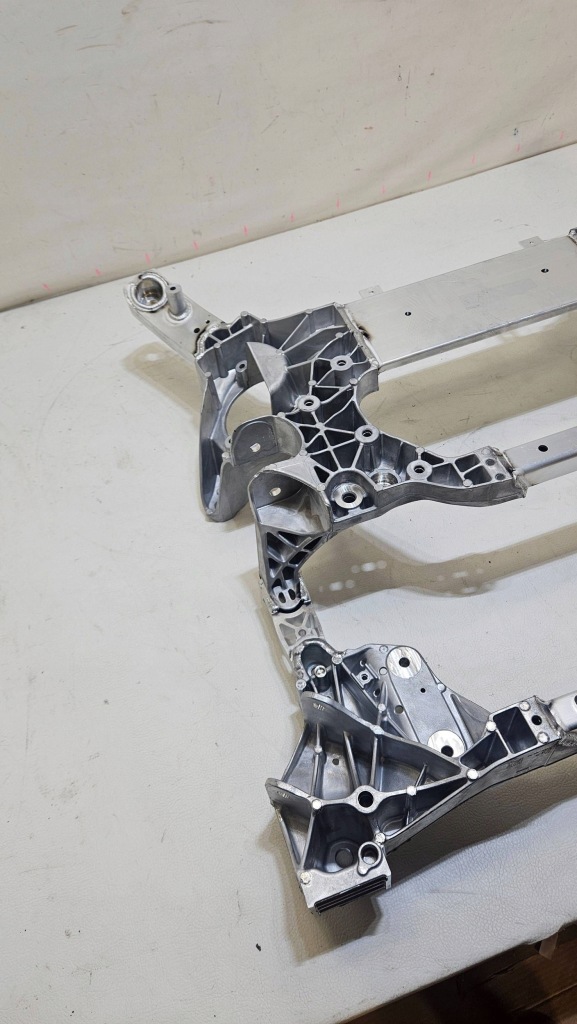 Подрамник подрамник подрамник перед bmw m5 g90 x-drive 7883080 Недорого