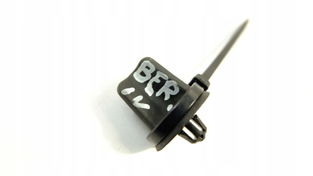 фото №1, Berlingo iv відбійник відбійник капот