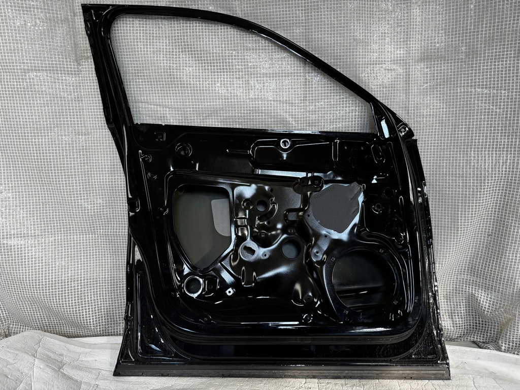 фото №4, Audi q2 левая передние дверь