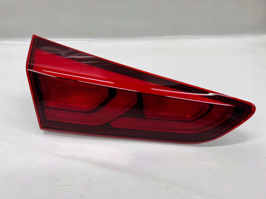 фото №1, Hyundai i20 ii лампа лівий задня w кришка 92403-c8000