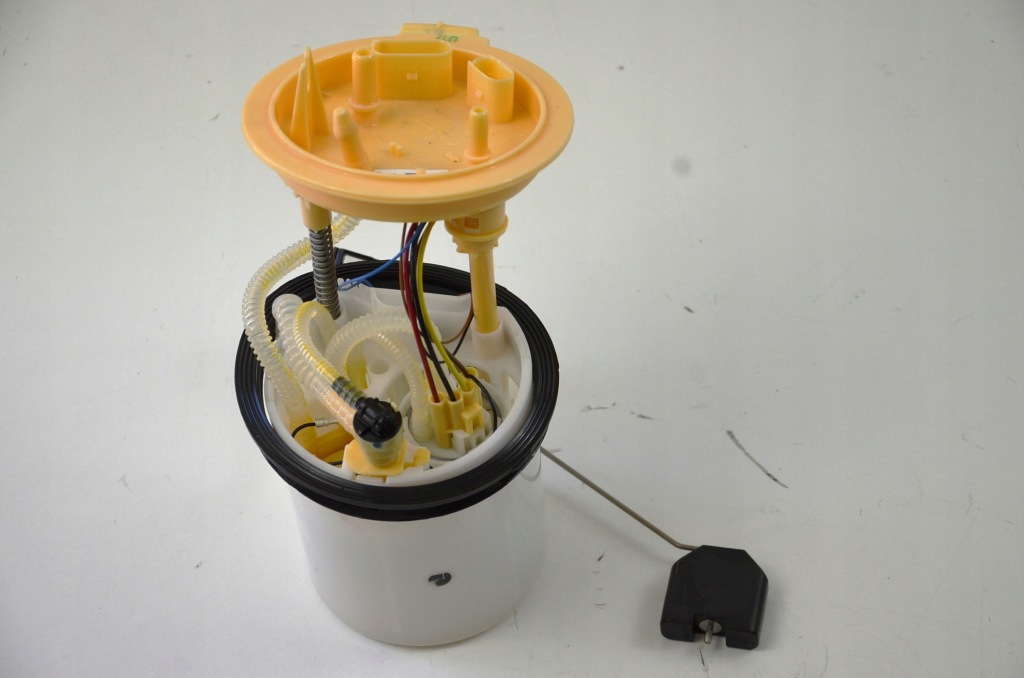 фото №1, Vw passat b8 fl arteon 2.0tdi насос топлива 3q0919050h