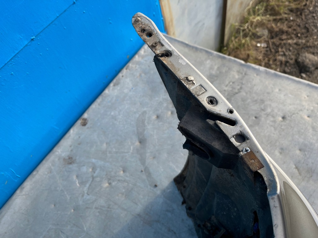 Mercedes w203 бампер перед передній ксенон pdc 723 Ціна