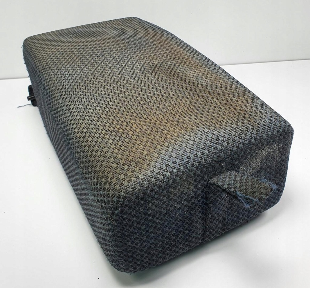 фото №1, Підлокітник сидіння задня mercedes w115 w114