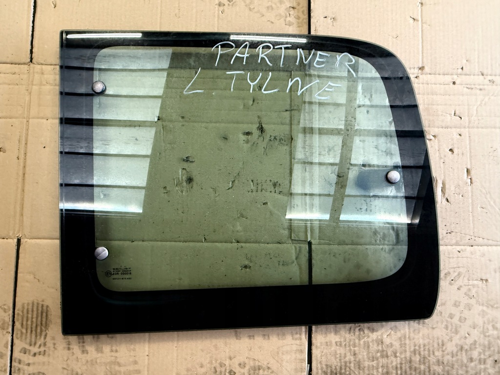 фото №1, Стекло левая задняя кузовная citroen berlingo partner