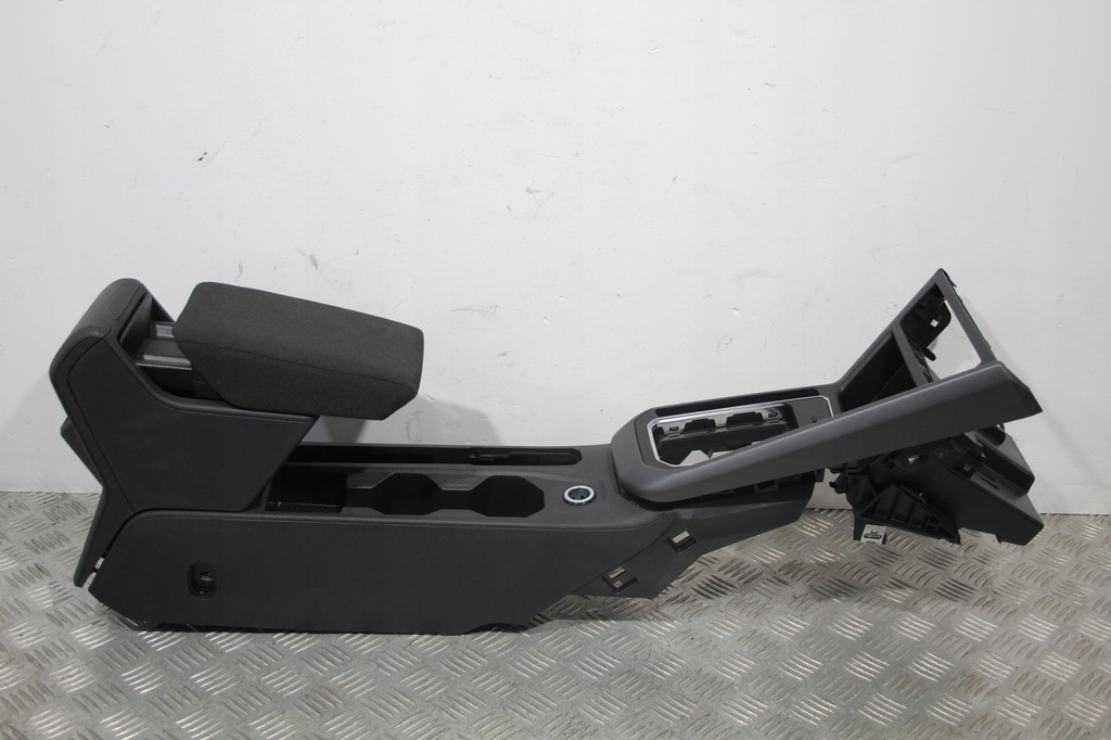 фото №1, Туннель средний подлокотник vw taigo 2g7 r-line