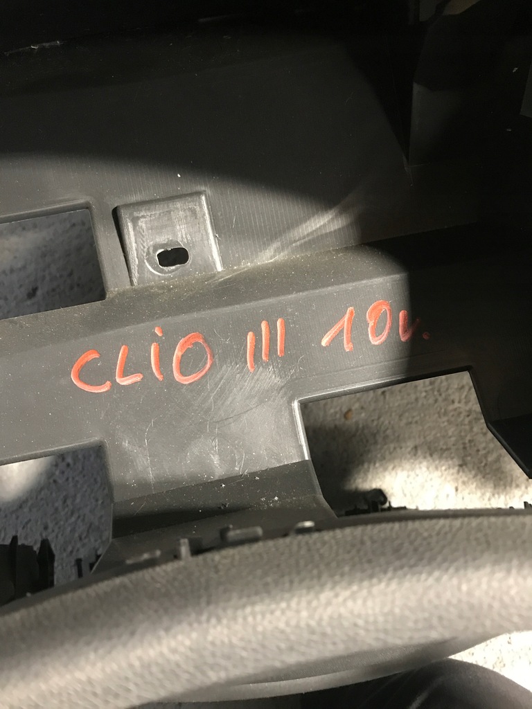 фото №11, Панель приладів консоль подушка ремені clio iii 681005239r