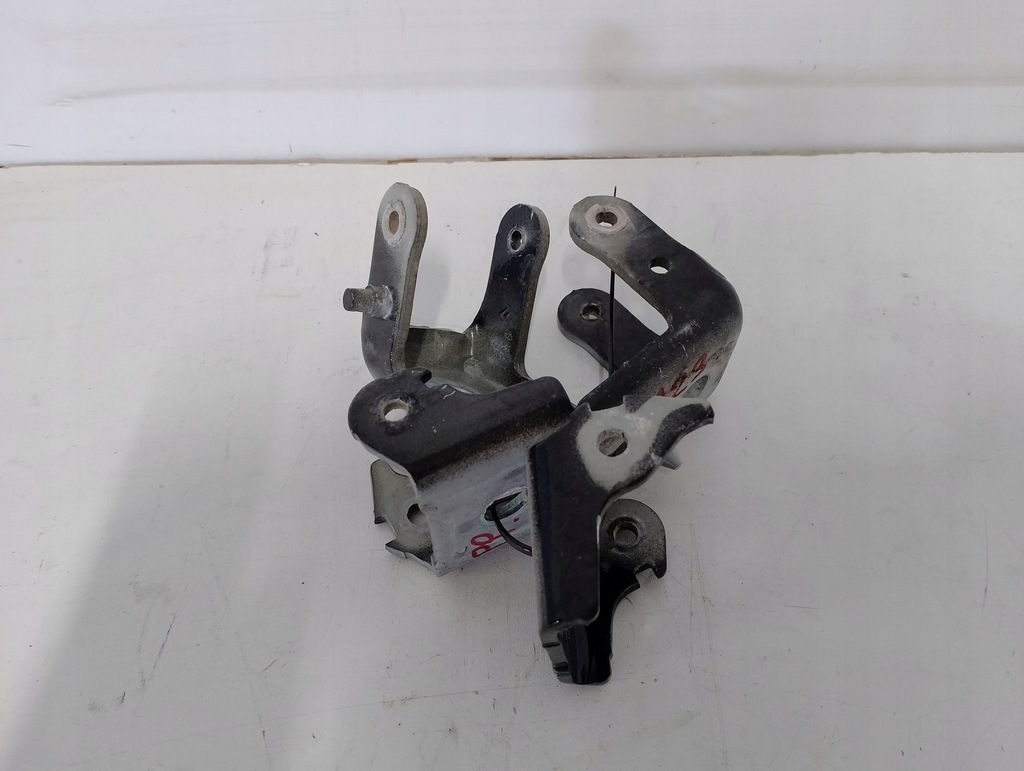 фото №1, Петля дверь правый перед peugeot 3008 ii