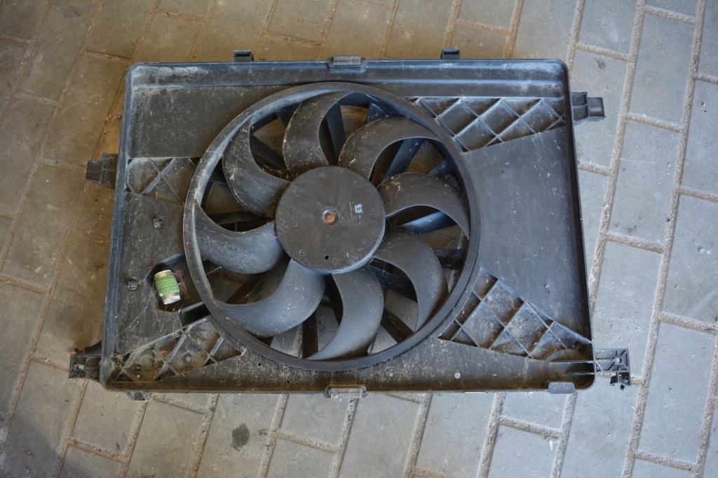 Купити Alfa romeo 159 2.2jts вентилятор радіатор vp4flh-8600-ab