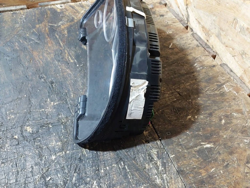 фото №8, Счетчик / спидометр audi a4 b6 2.0 8e0920900f