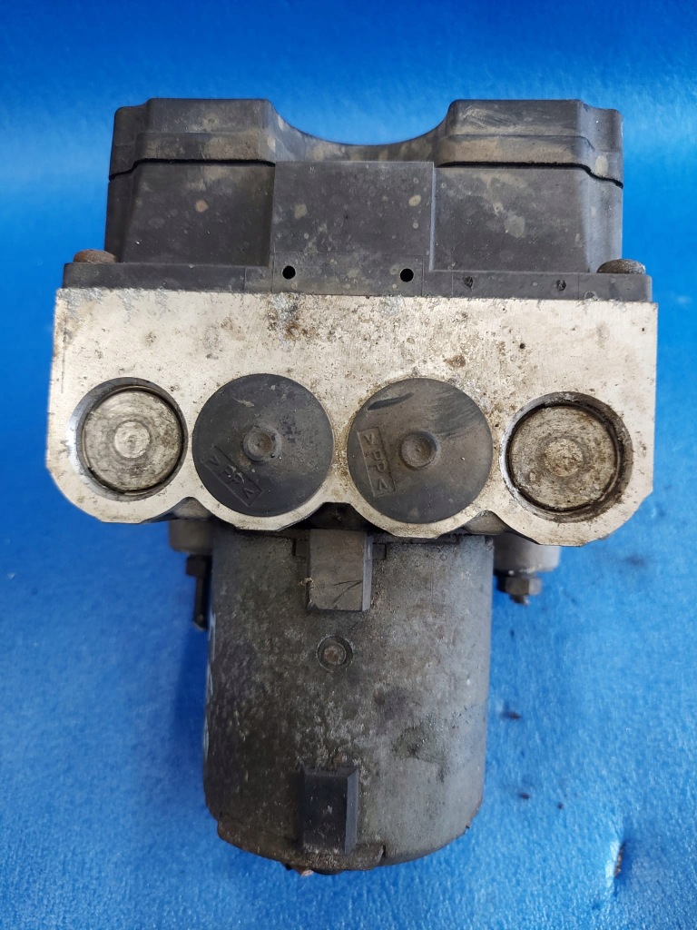 Насос abs a4 b5 8d0614111 в Україні