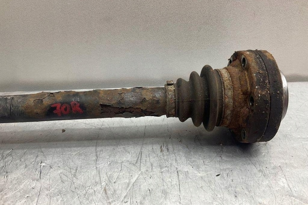 фото №7, Półośka задня права bmw 5 e60 7521133 4.4l бензиновий 2004