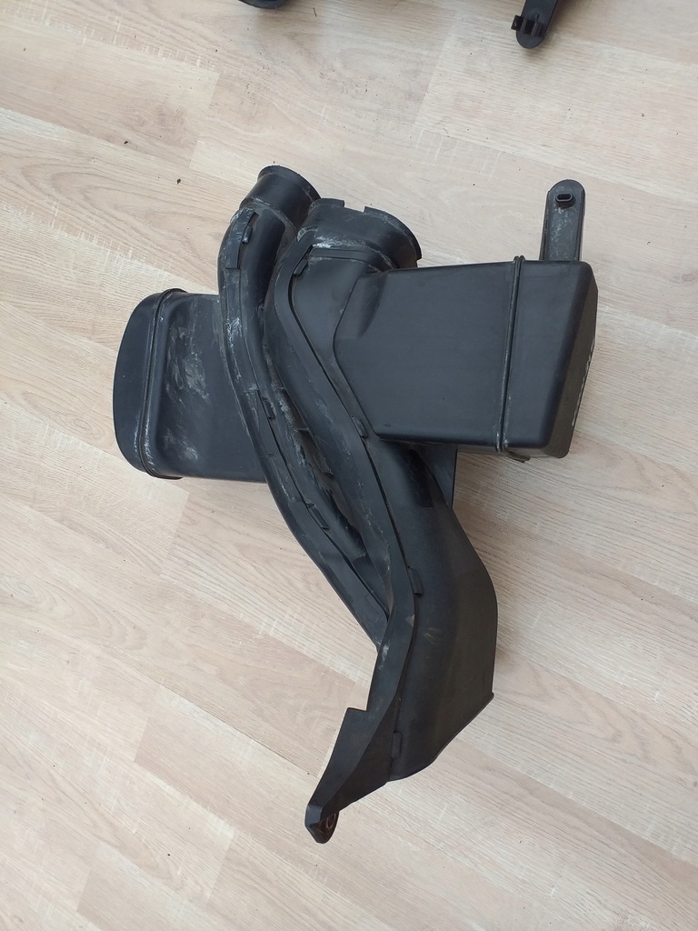 фото №4, Toyota sienna 11- труба впуска воздухозаборник воздуха