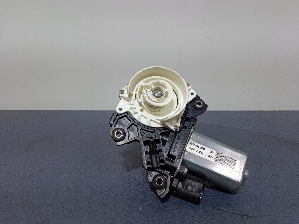 фото №1, Audi q7 ii 4m моторчик доводчик двері лівий задня