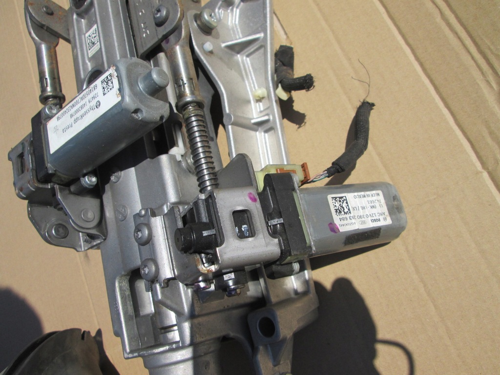 фото №13, Dodge charger 2014 колонка рулевая 5.7 3.6