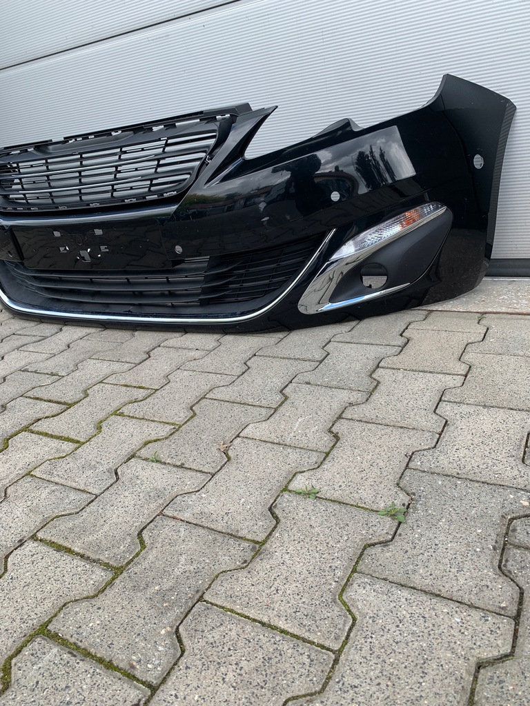 фото №7, Peugeot 308 ii t9 бампер перед передний 6pdc