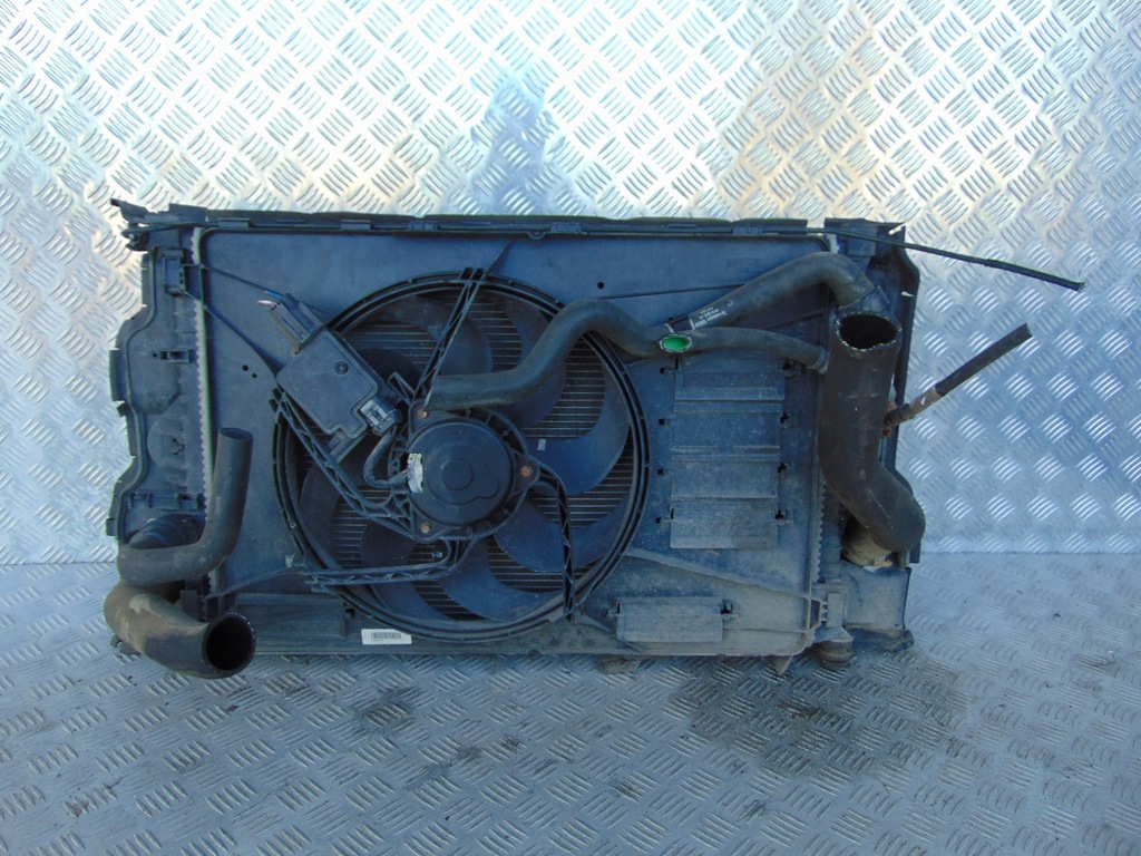 фото №1, Volvo v60 радиатор вентилятор комплект 10-