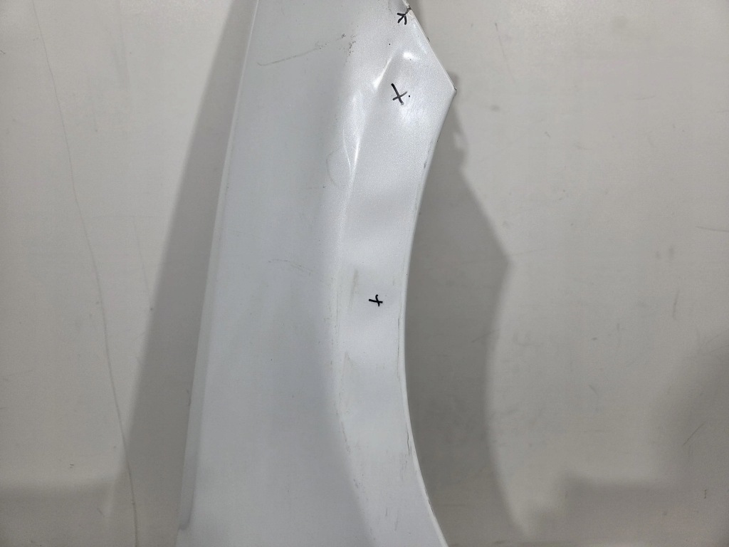 Tesla model s крыло правый перед передний Недорого